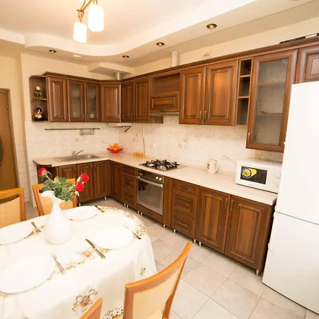 новобудова 2 кімнати вернадського 8 לבוב