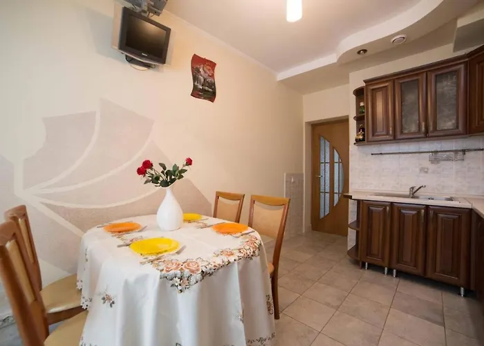 новобудова 2 кімнати вернадського 8